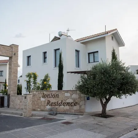 Sea Breeze Villa Ayía Nápa