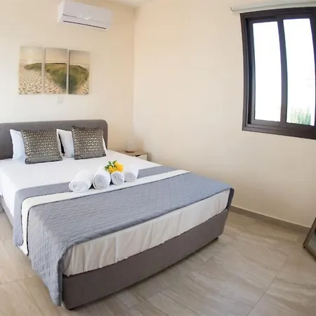 Villa Sea Breeze Ayía Nápa